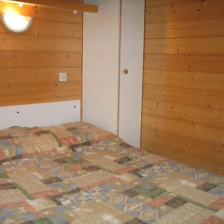 Camping Les Myrtilles Clermont-Ferrand
